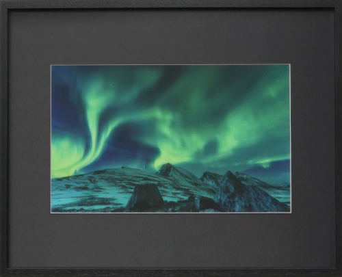 Obraz w ramie 57x42 Zorza Polarna – pejzaż północny, czarna rama, drewno, zorza polarna, noc